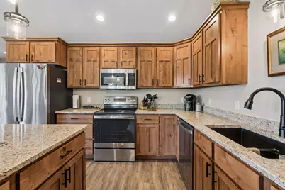 184 Steelhead Drive, River Falls, WI 54022 - Photo 6
