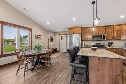184 Steelhead Drive, River Falls, WI 54022 - Photo 8
