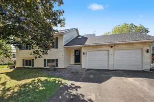 7850 Grinnell Ct E, Lakeville, MN 55044 - Photo 2