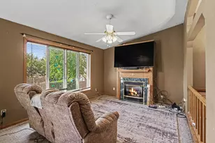 7850 Grinnell Ct E, Lakeville, MN 55044 - Photo 4