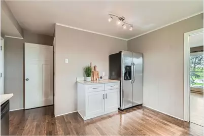 1316 Holdridge Terrace, Wayzata, MN 55391 - Photo 10