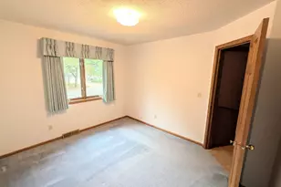 1928 Linda Ln, Saint Cloud, MN 56301 - Photo 10