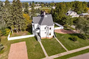 107 E 7th St, Superior, WI 54880 - Photo 1