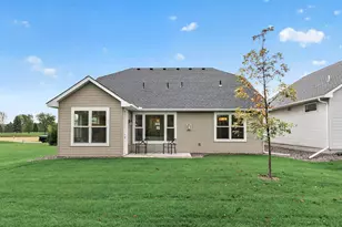 12588 Masters Ln, Lindstrom, MN 55045 - Photo 24
