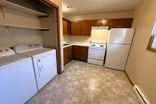1380 Heritage Dr, New Richmond, WI 54017 - Photo 6