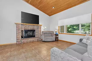 112 Bay Road, Coleraine, MN 55722 - Photo 14