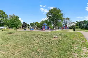 405 Green Ave SE, Watertown, MN 55388 - Photo 32