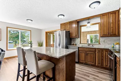 405 Green Avenue SE, Watertown, MN 55388 - Photo 8