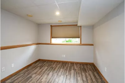 715 Louisiana Street NW, Hutchinson, MN 55350 - Photo 6