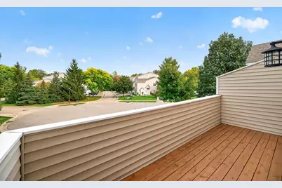 17679 Hackberry Court, Eden Prairie, MN 55347 - Photo 26