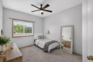 17679 Hackberry Ct, Eden Prairie, MN 55347 - Photo 14
