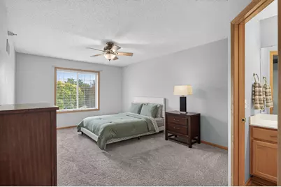 17679 Hackberry Court, Eden Prairie, MN 55347 - Photo 20