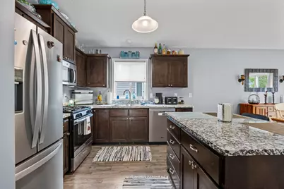 1007 Alexander Court, Montrose, MN 55363 - Photo 4