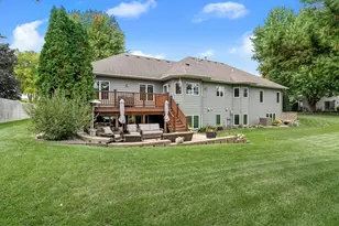 1565 Dell Pl, Owatonna, MN 55060 - Photo 50