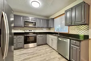 1414 W Danube Rd, Fridley, MN 55432 - Photo 6