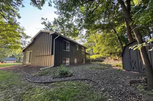 1414 W Danube Rd, Fridley, MN 55432 - Photo 20