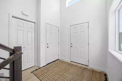 2705 42nd Avenue S, Moorhead, MN 56560 - Photo 2