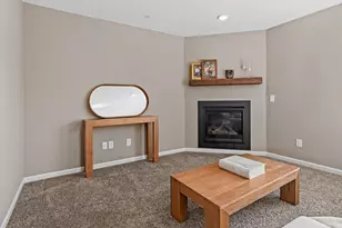 7561 Woods Edge Blvd, Circle Pines, MN 55014 - Photo 12