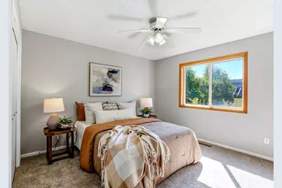 332 Orchard Parkway W, Shakopee, MN 55379 - Photo 8