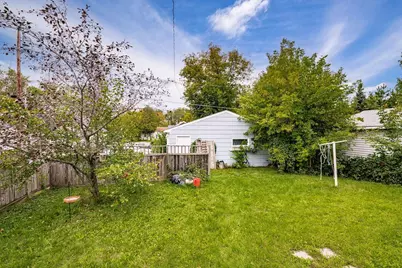 421 10th Street, Cloquet, MN 55720 - Photo 2