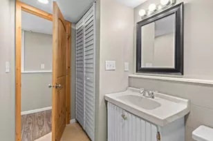 2413 W 107th St, Bloomington, MN 55431 - Photo 40