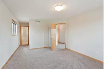 745 Victoria Street S, Saint Paul, MN 55102 - Photo 8