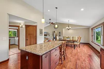 23 Hilltop Road, Houlton, WI 54082 - Photo 8