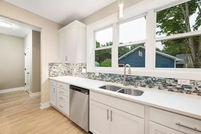 4530 Bryant Avenue N, Minneapolis, MN 55412 - Photo 12