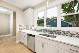 4530 Bryant Ave N, Minneapolis, MN 55412 - Photo 12