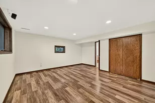 2126 10th Ave NE, Rochester, MN 55906 - Photo 20