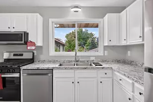 1014 9th Ave SW, Forest Lake, MN 55025 - Photo 4