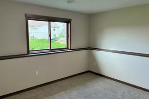 1825 Cypress Trail, New Richmond, WI 54017 - Photo 14