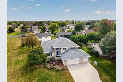 1585 Monarch Street, Shakopee, MN 55379 - Photo 2