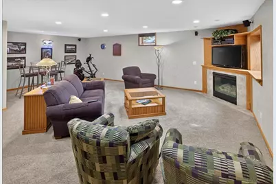 1585 Monarch Street, Shakopee, MN 55379 - Photo 48