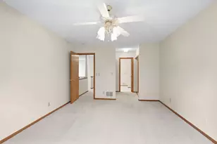 11106 Oregon Ave S, Bloomington, MN 55438 - Photo 14