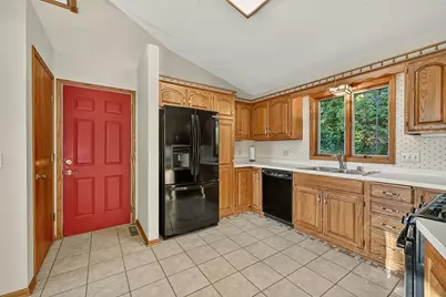 1618 Park Road, Saint Charles, MN 55972 - Photo 10