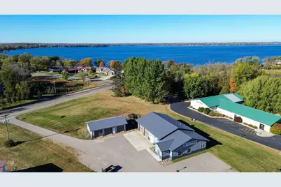 1910 E Shore Drive, Detroit Lakes, MN 56501 - Photo 1