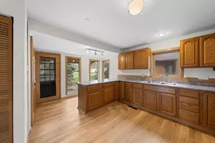421 Lewis St, River Falls, WI 54022 - Photo 8
