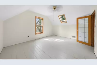421 Lewis Street, River Falls, WI 54022 - Photo 12