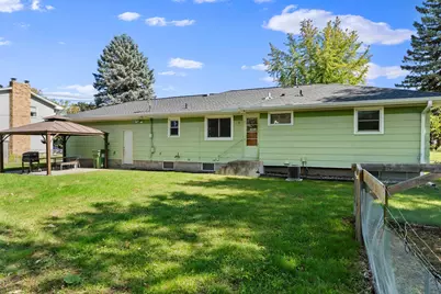 7001 Grimes Avenue N, Brooklyn Center, MN 55429 - Photo 44