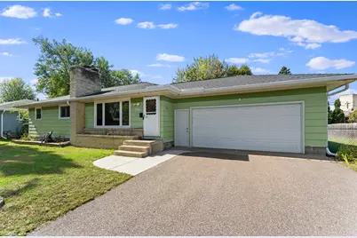 7001 Grimes Avenue N, Brooklyn Center, MN 55429 - Photo 2