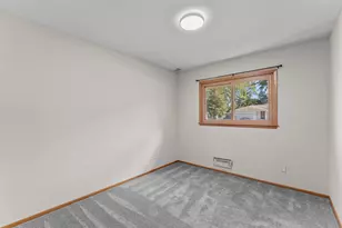 7001 Grimes Ave N, Brooklyn Center, MN 55429 - Photo 18