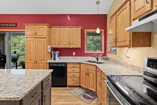 408 Johnson Dr, Hudson, WI 54016 - Photo 12
