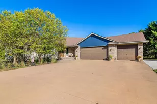 408 Johnson Dr, Hudson, WI 54016 - Photo 2