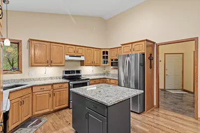 408 Johnson Drive, Hudson, WI 54016 - Photo 14