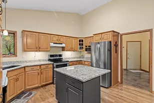408 Johnson Dr, Hudson, WI 54016 - Photo 14