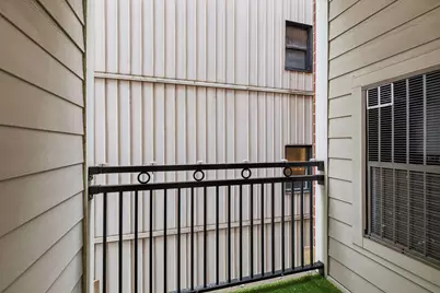 270 4th Street E #207, Saint Paul, MN 55101 - Photo 10