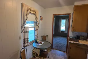 1008 15th Ave NE, Austin, MN 55912 - Photo 2