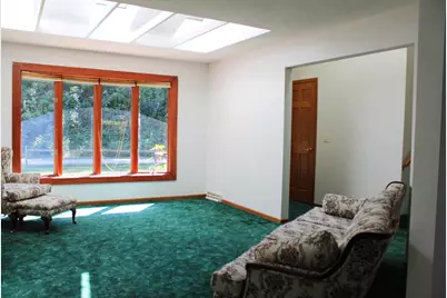 S3561 Chicken Valley Road, Fountain City, WI 54629 - Photo 6