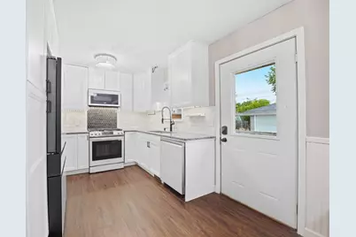 2915 115th Lane NW, Coon Rapids, MN 55433 - Photo 2